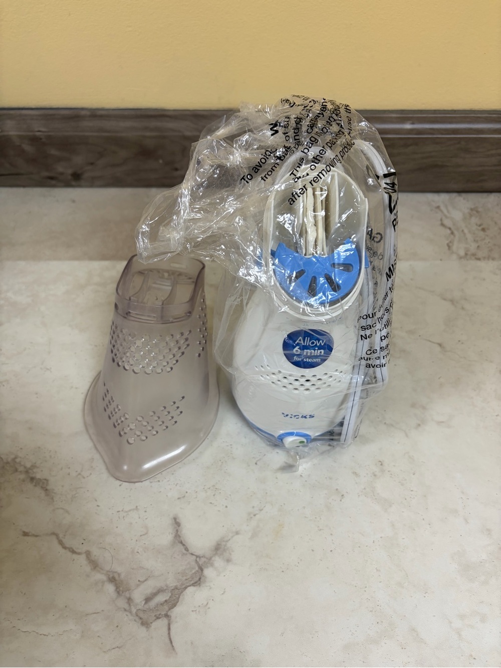 Vicks Sinus Inhaler - Picture 2 of 4